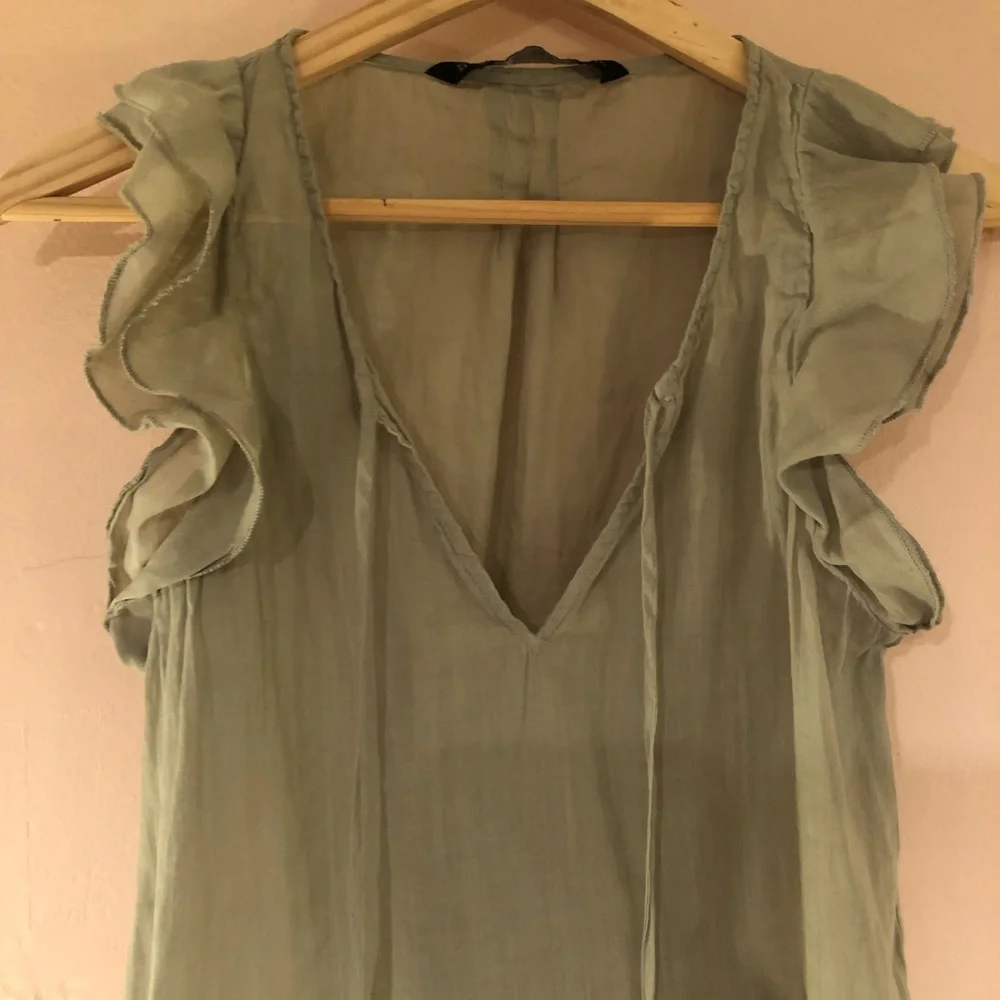 ZARA Sage Green Ruffle Sleeveless Cotton Blend Top Sheer Spring Mint Y2K - Picture 2 of 4